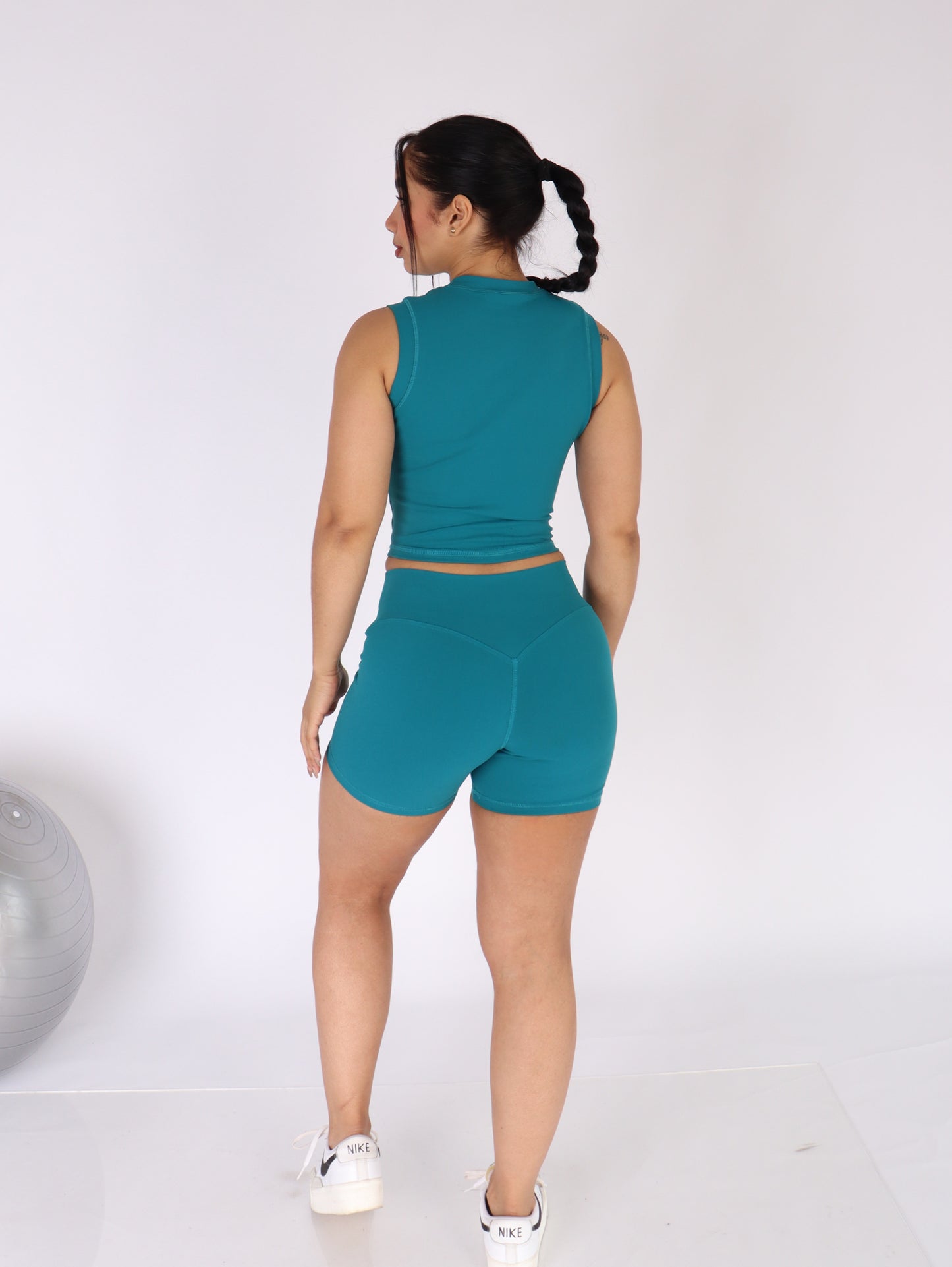 Soft verde cerceta clasic short