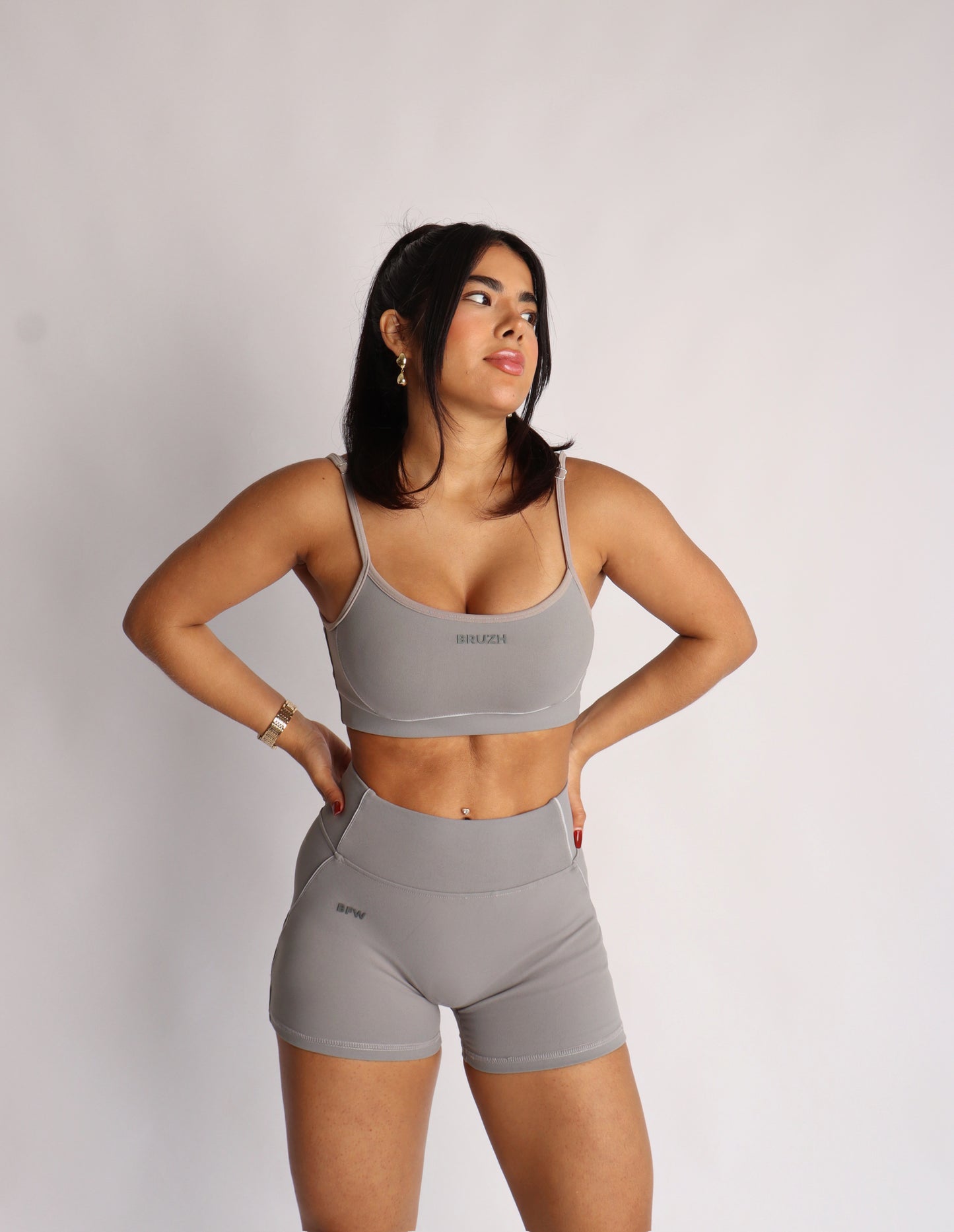 Soft gray contrast short