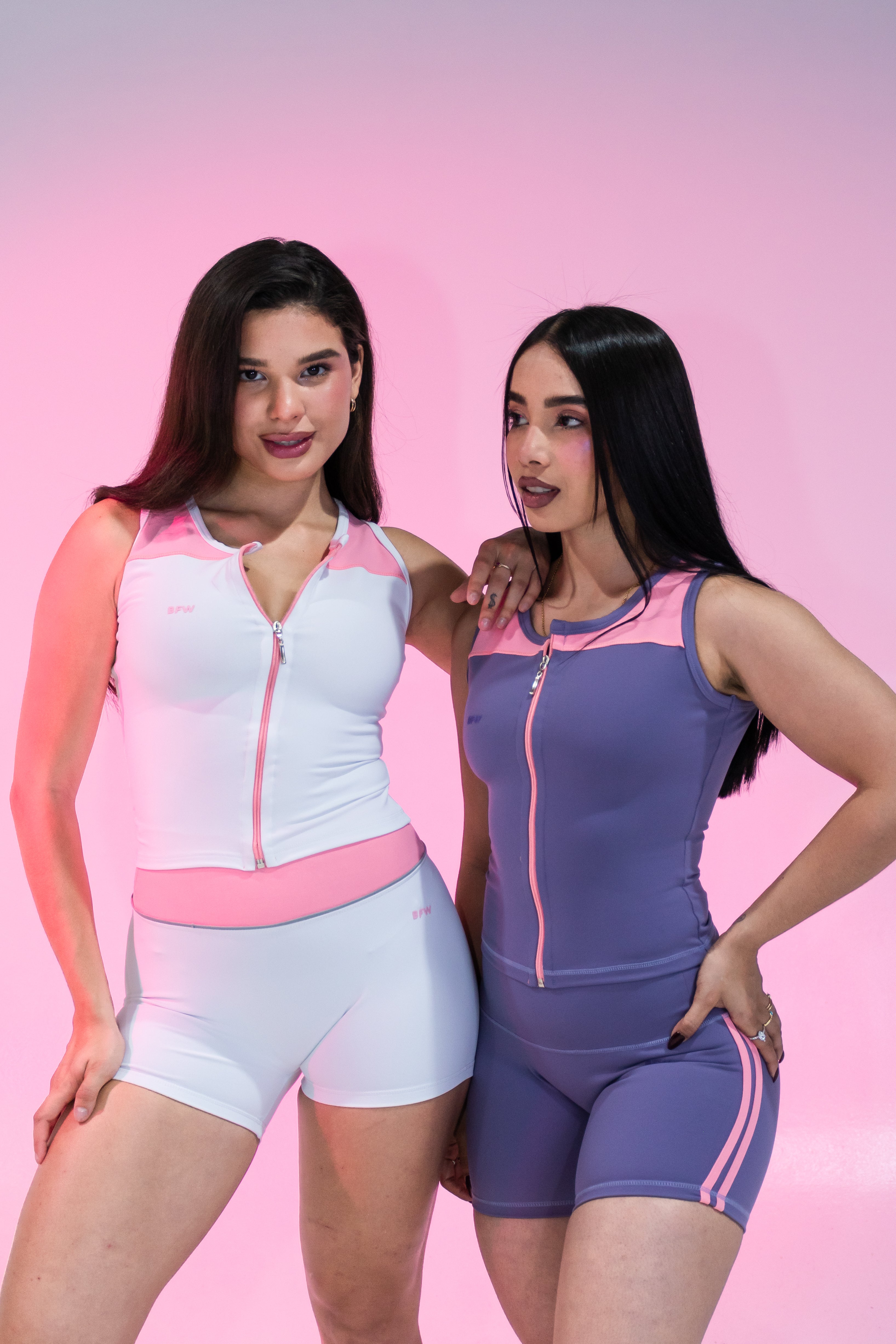 PURPLE ZIPPER TOP⭐️