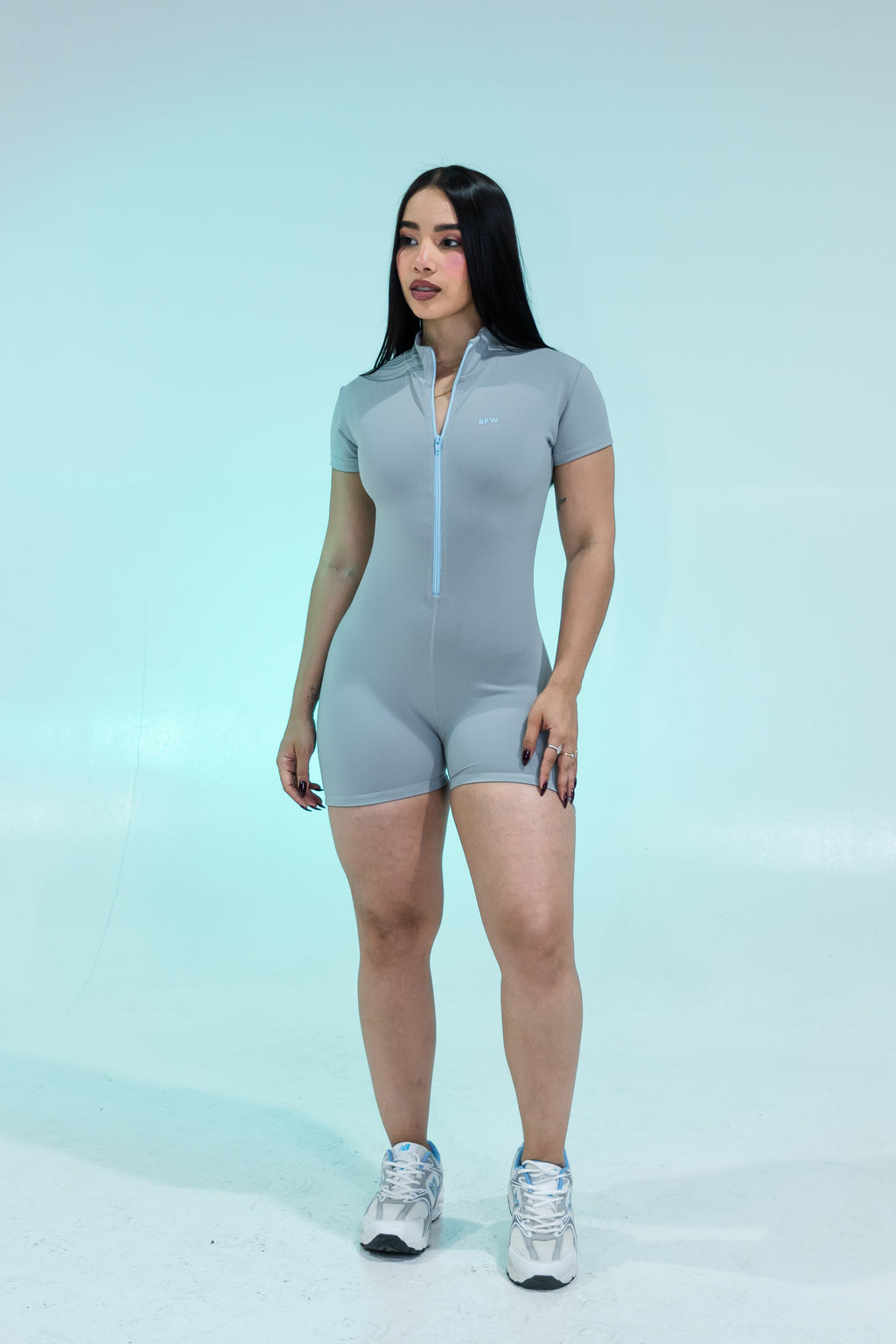 GRAY ZIPPERSUIT⭐️