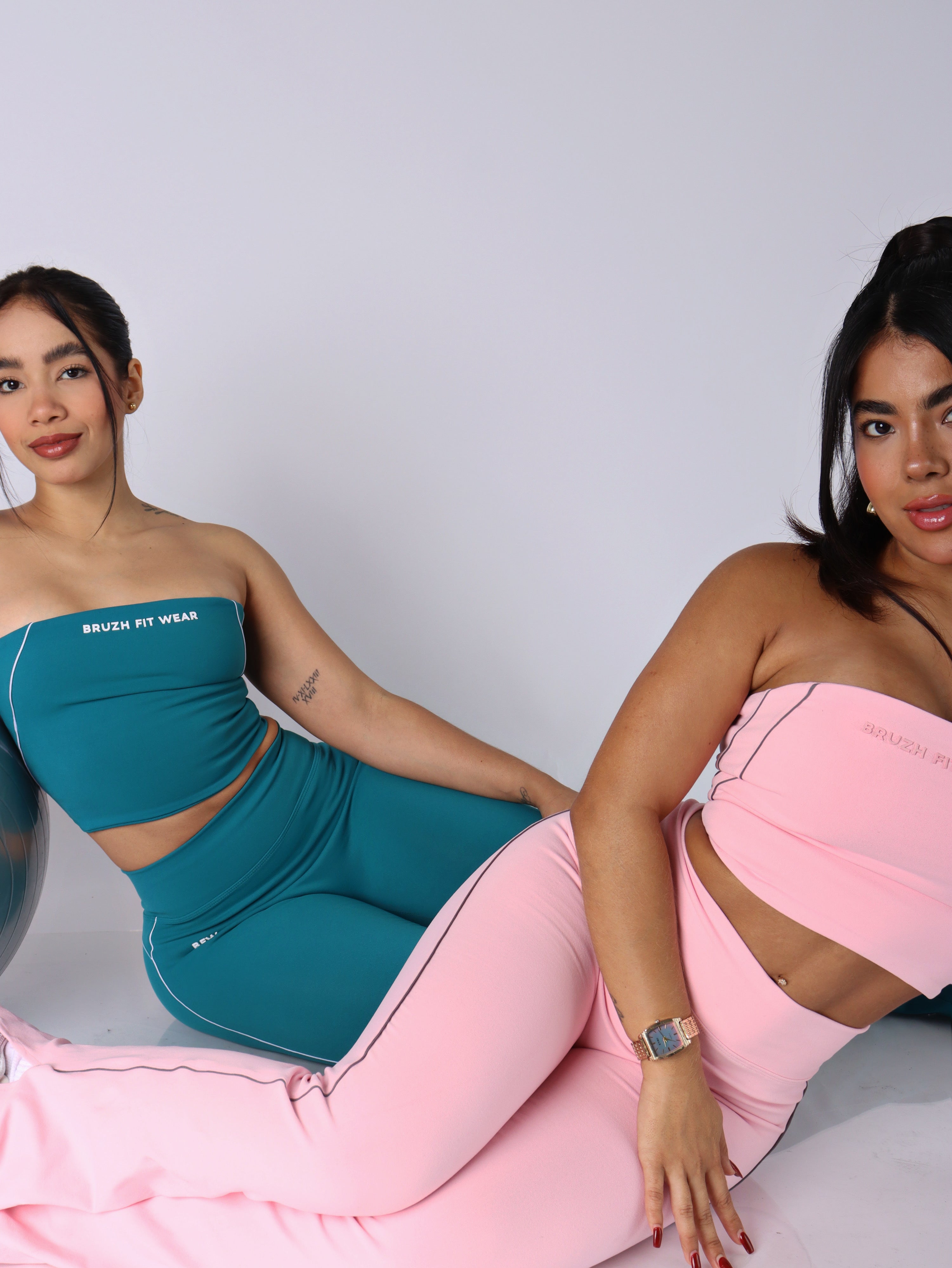 Soft verde cerceta strapple top