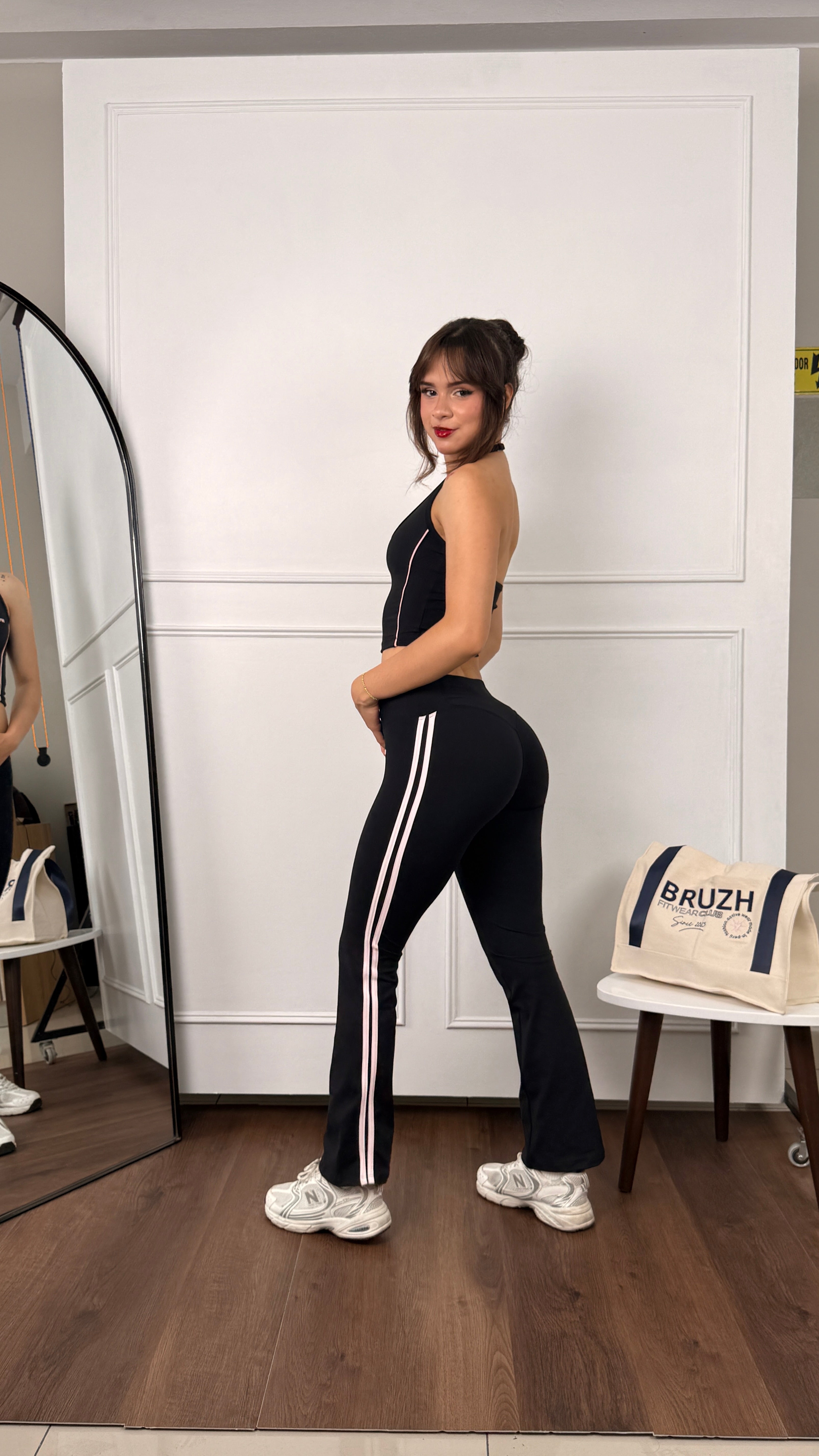 SPORTY PANT BLACK + PINK🎀🖤
