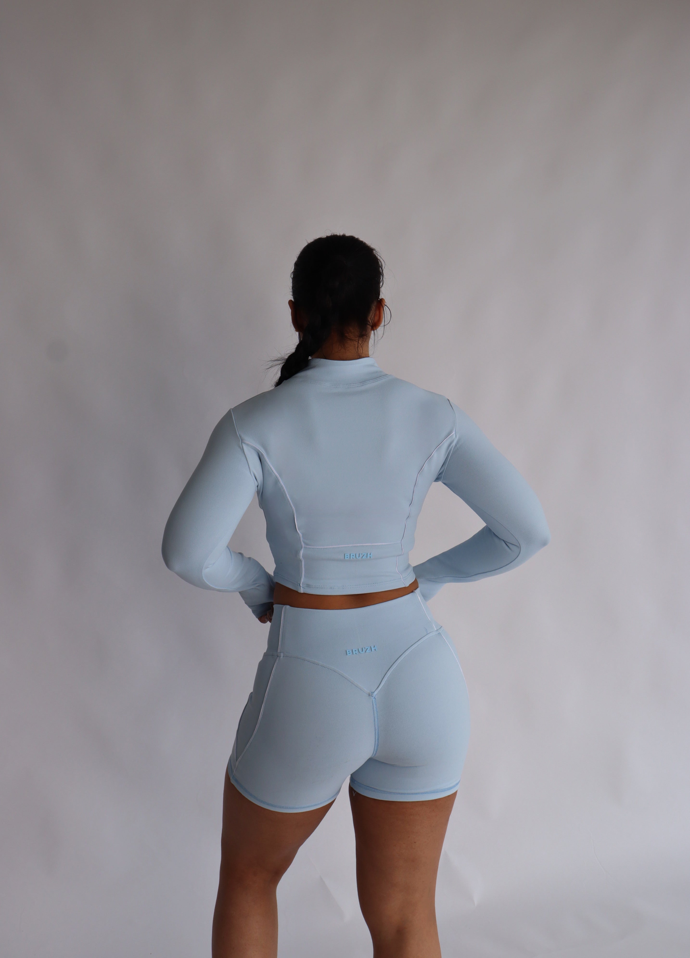 Soft baby blue contrast short