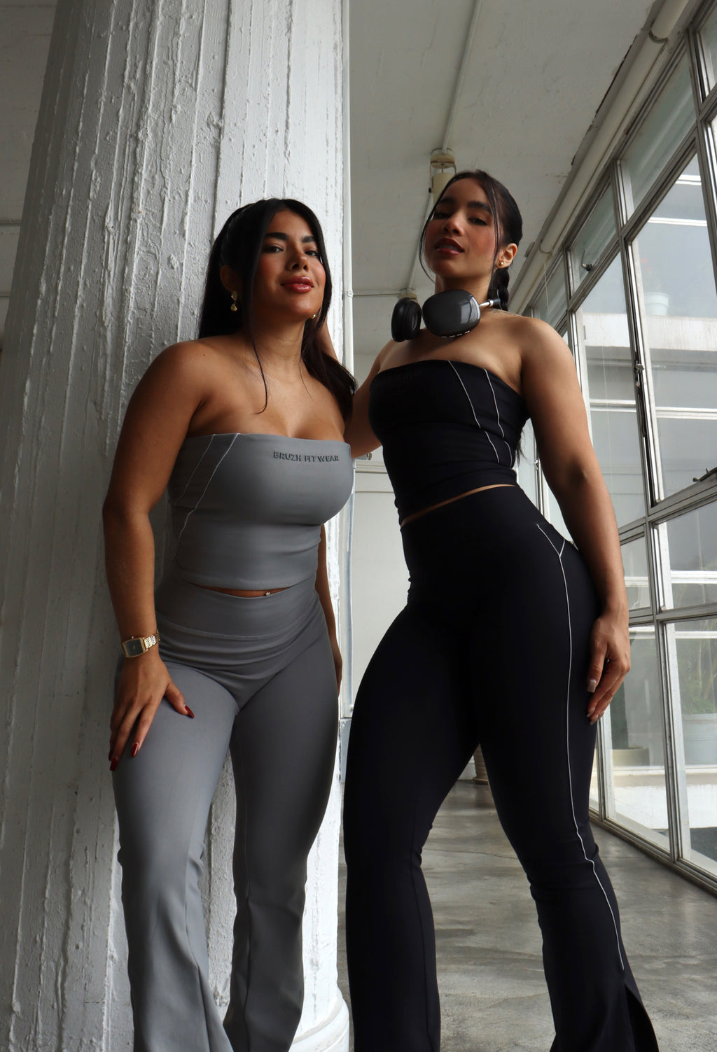 Soft gray contrast pant