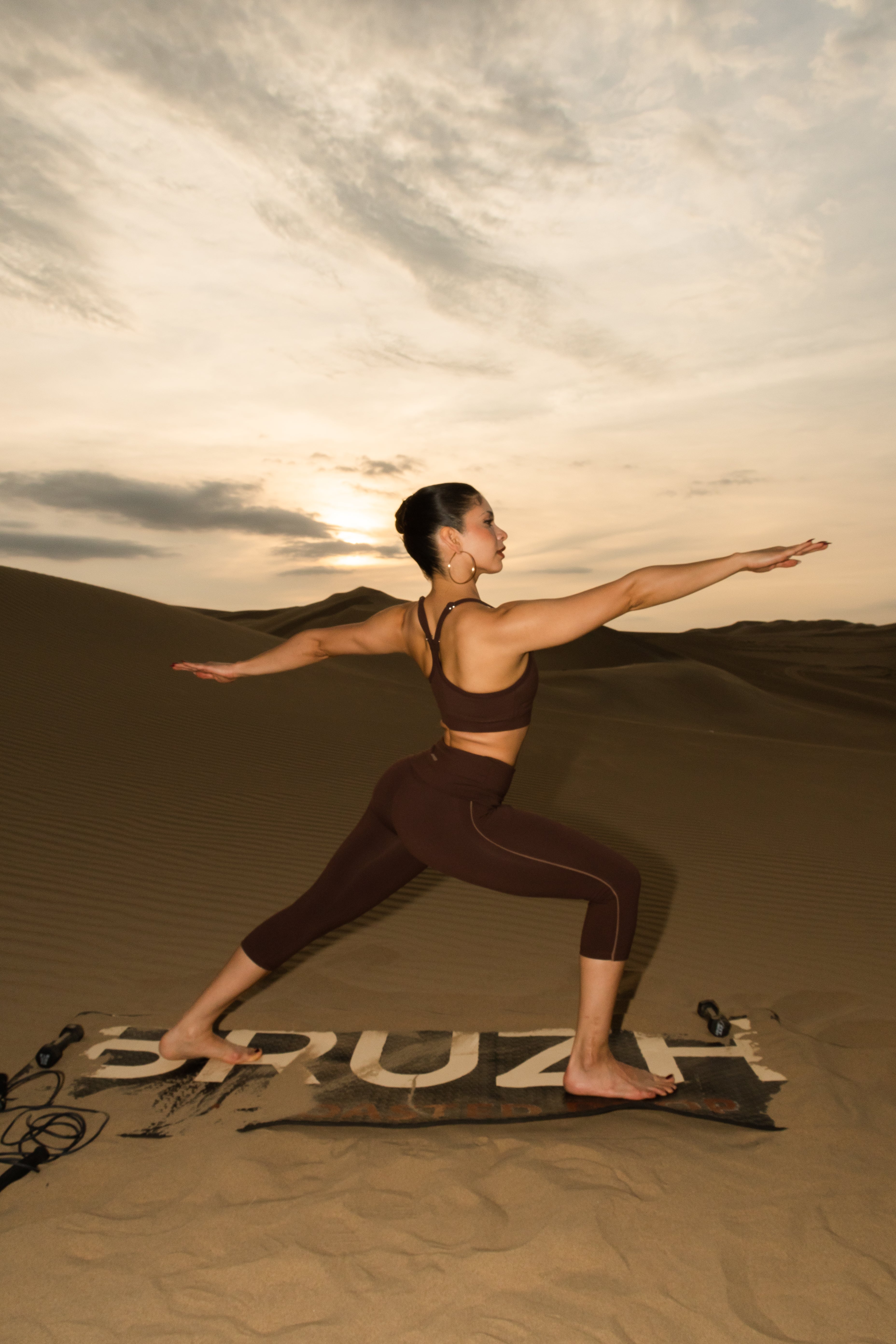 DARK BROWN SPORT BRA