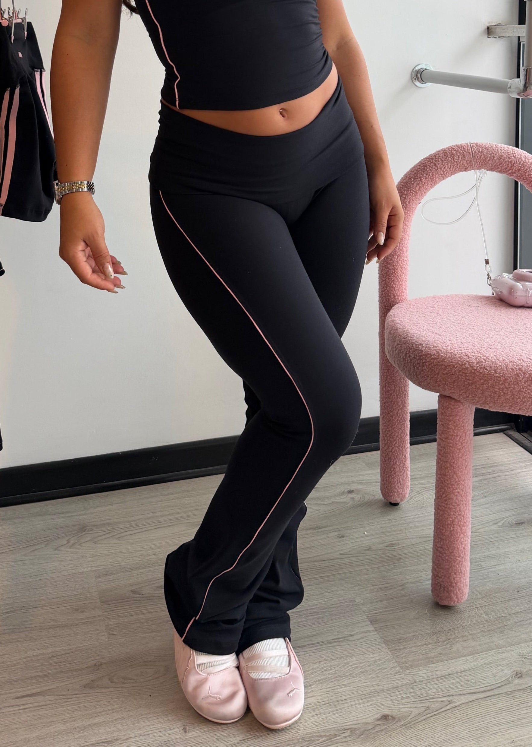 BLACK🖤+🎀PINK FOLD OVER PANTS