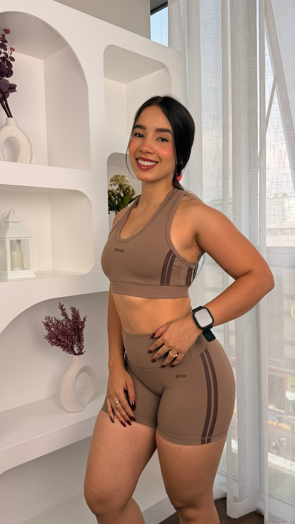 SPORTY TOP MOCCA
