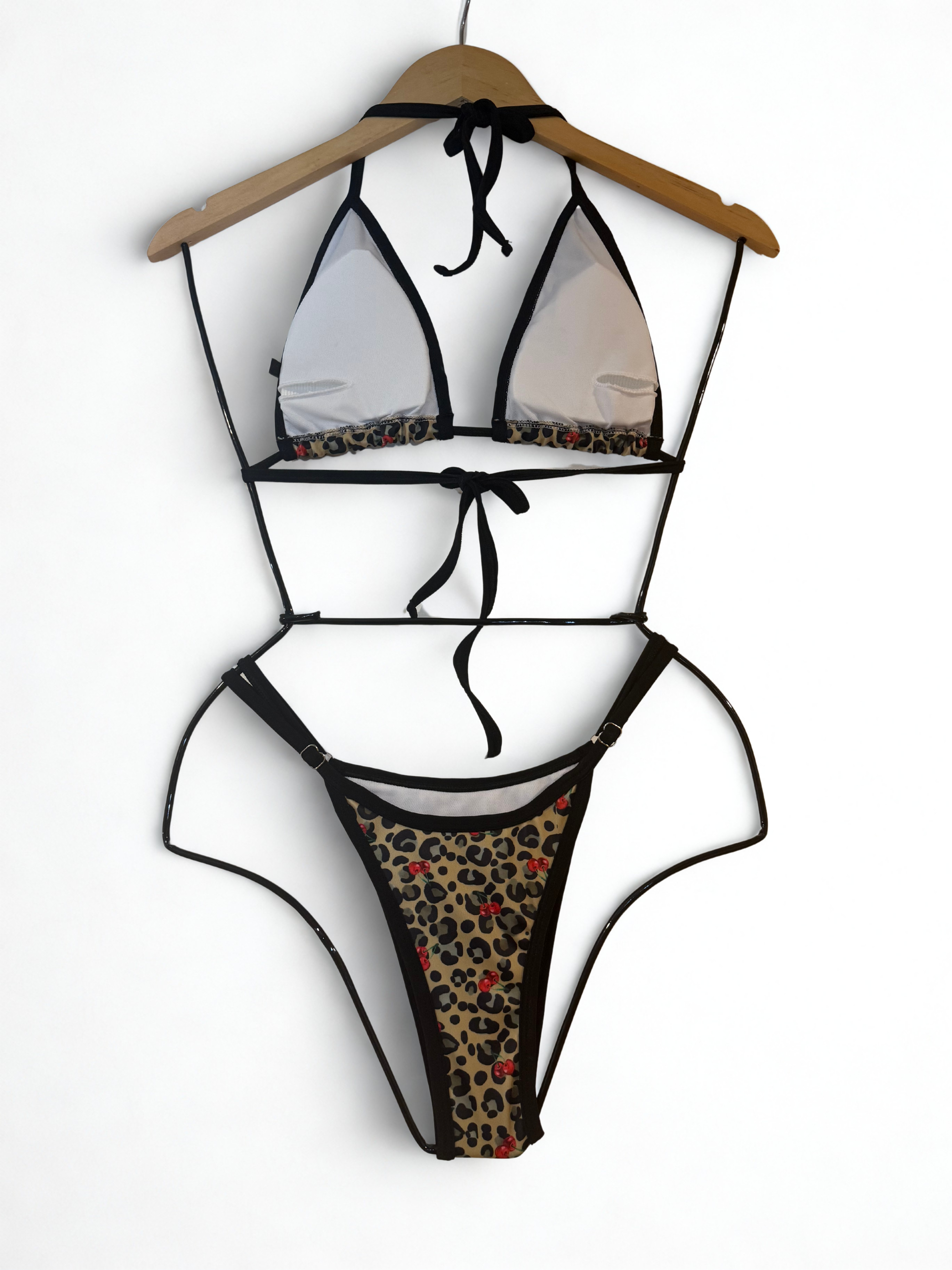 Bikini Baddie - black version