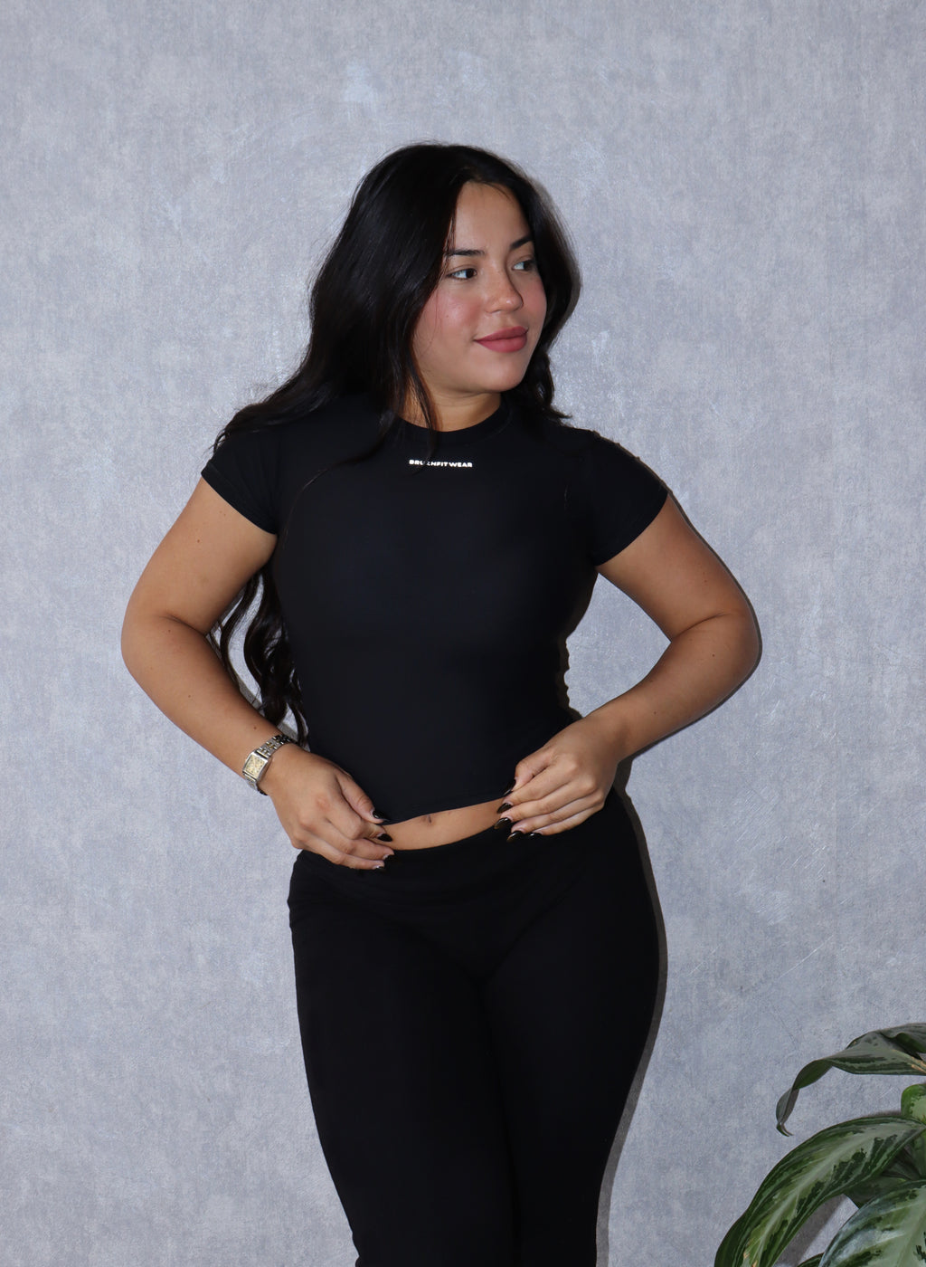 Black basic tshirt