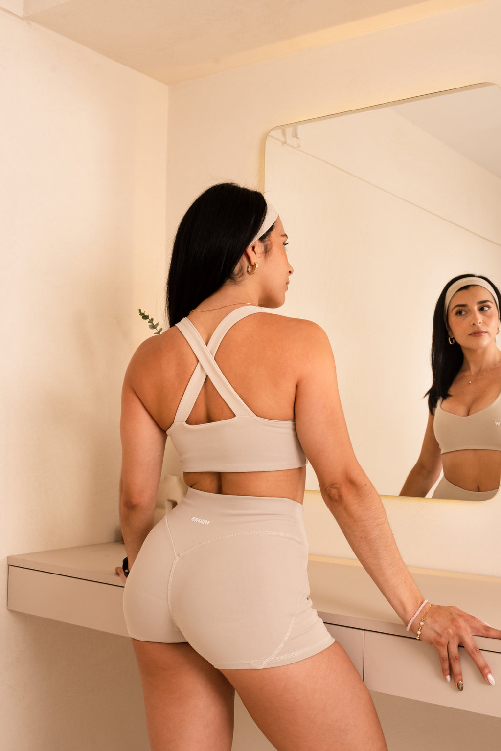 NEVADA SPORTY BASIC SHORT