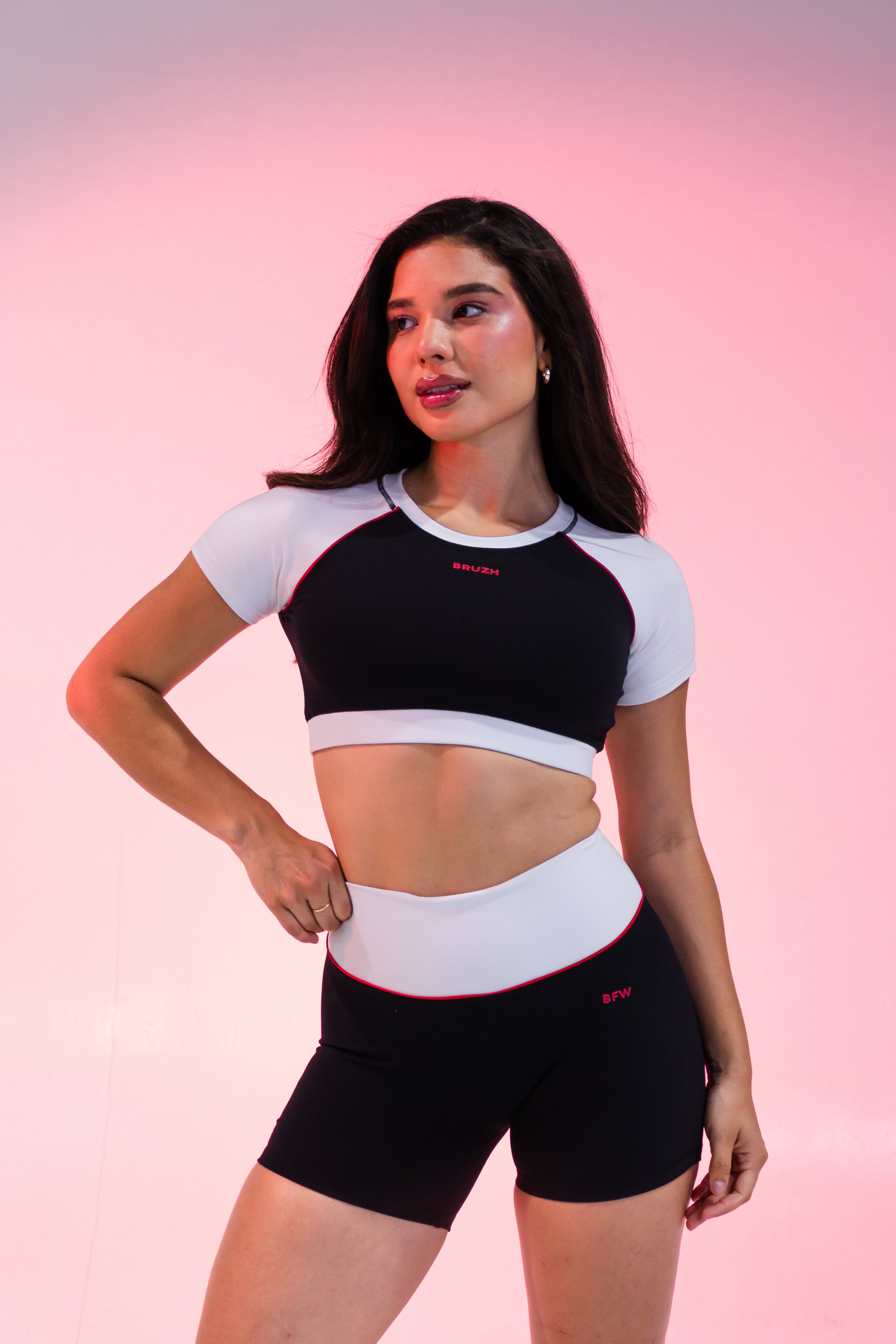CURVE 23 BLACK SHORT⭐️