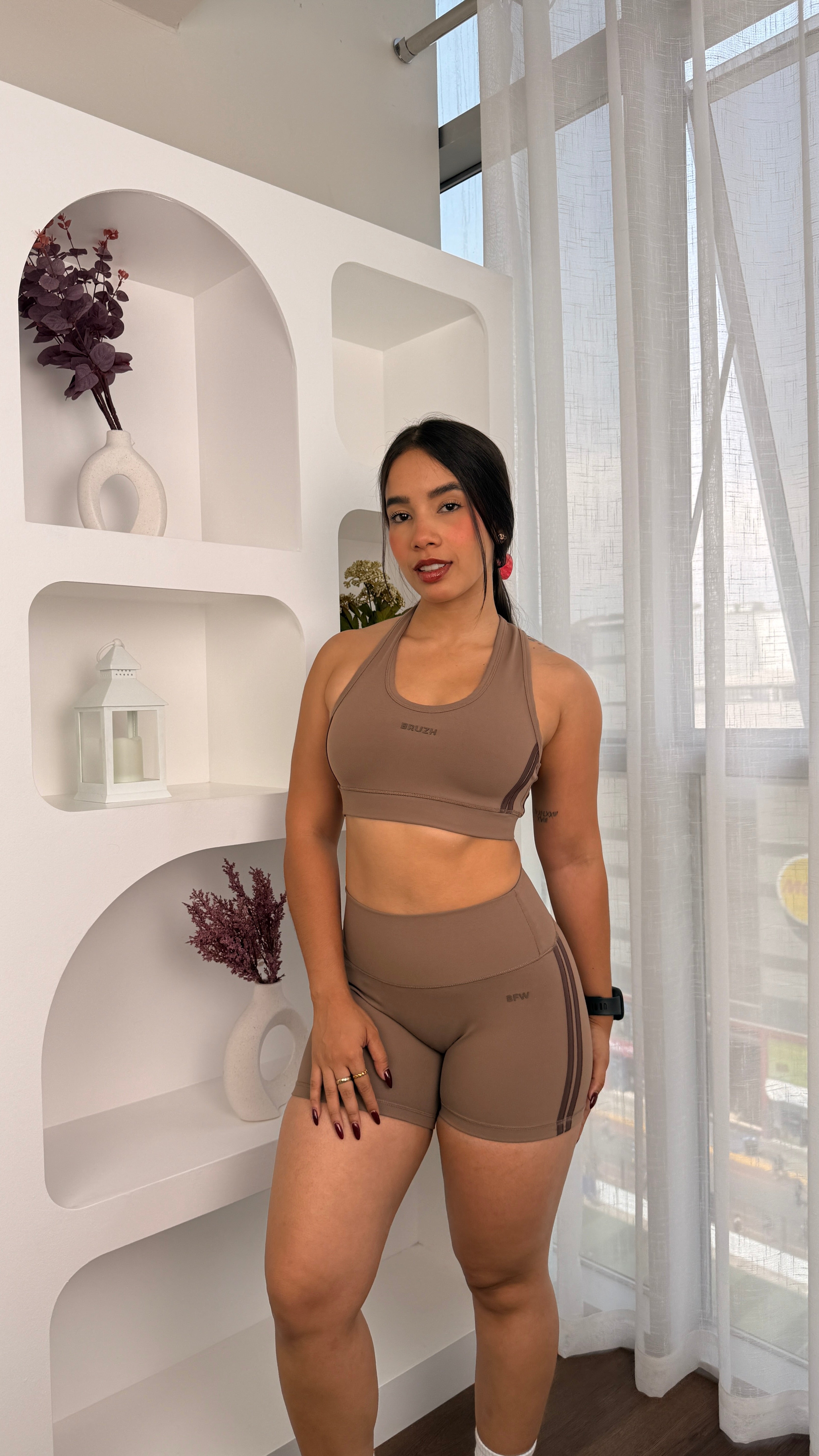 SPORTY TOP MOCCA