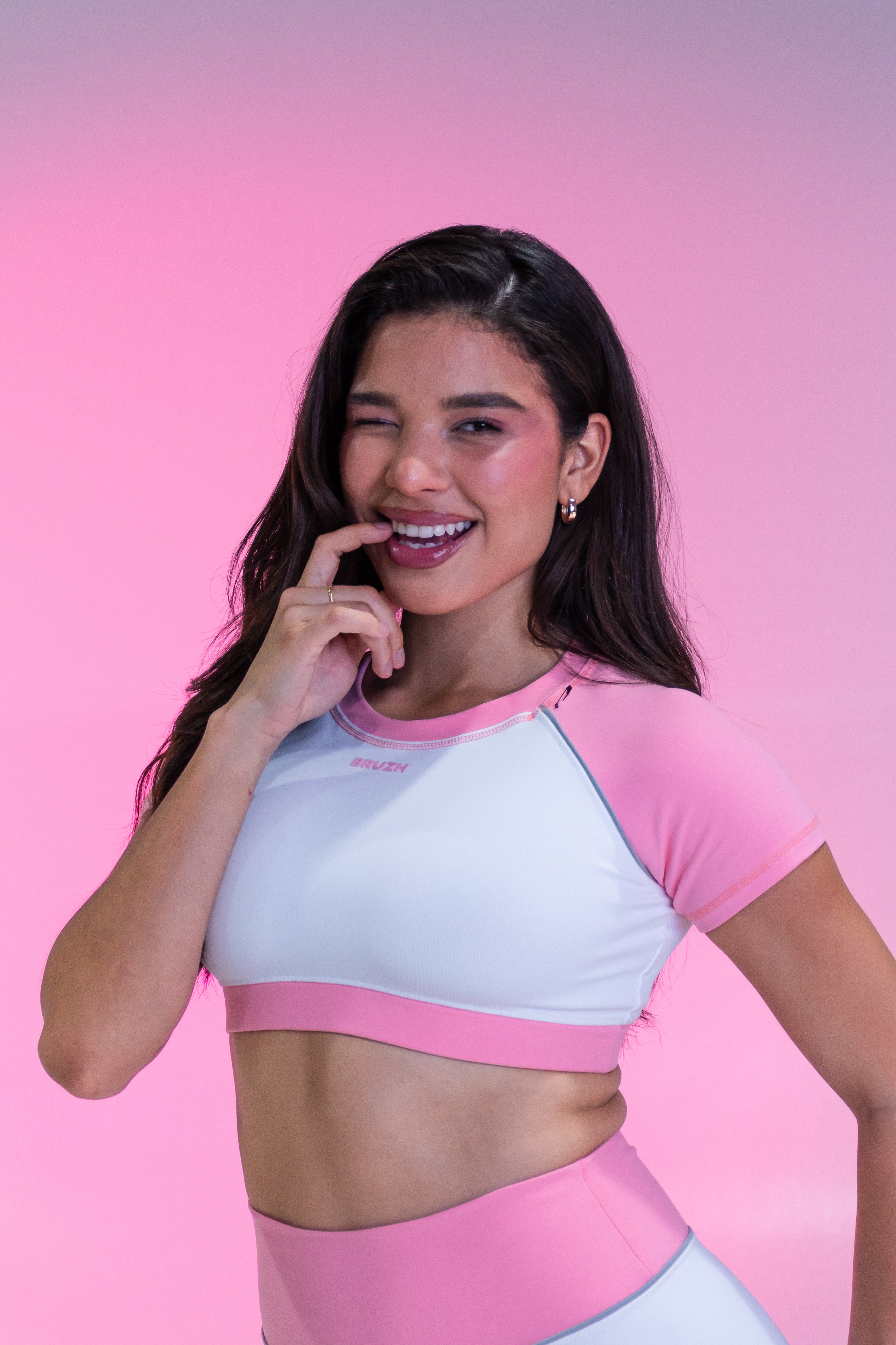 WHITE 🎀 CROP TOP⭐️