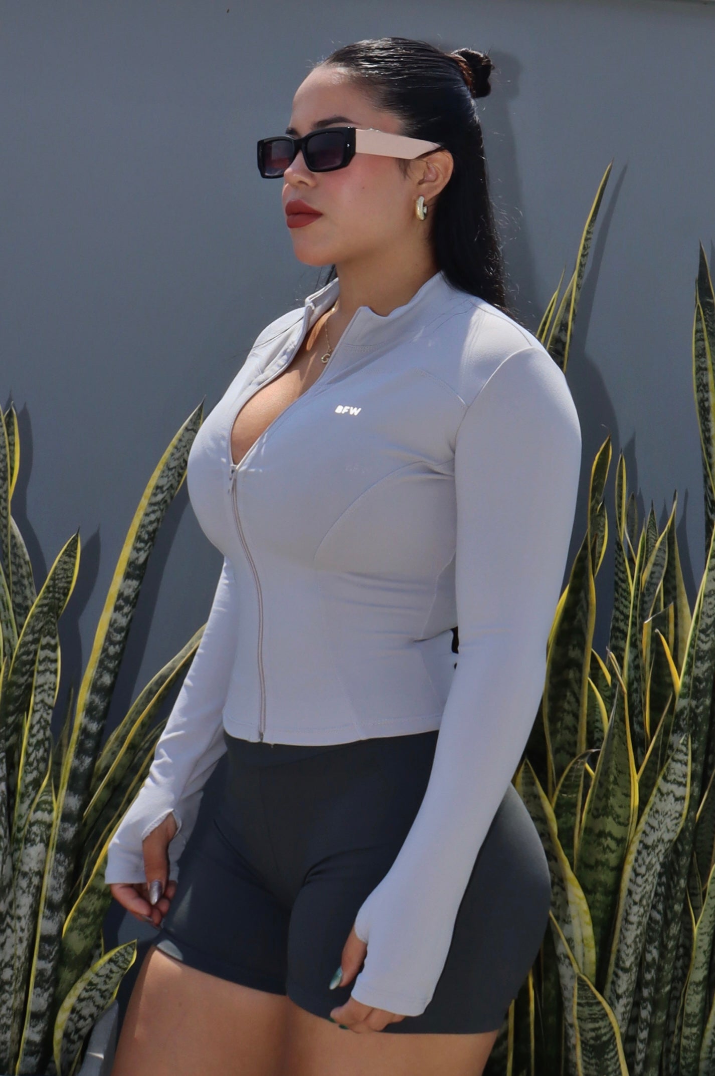 GRAY GYM JACKET CIERRE LARGO