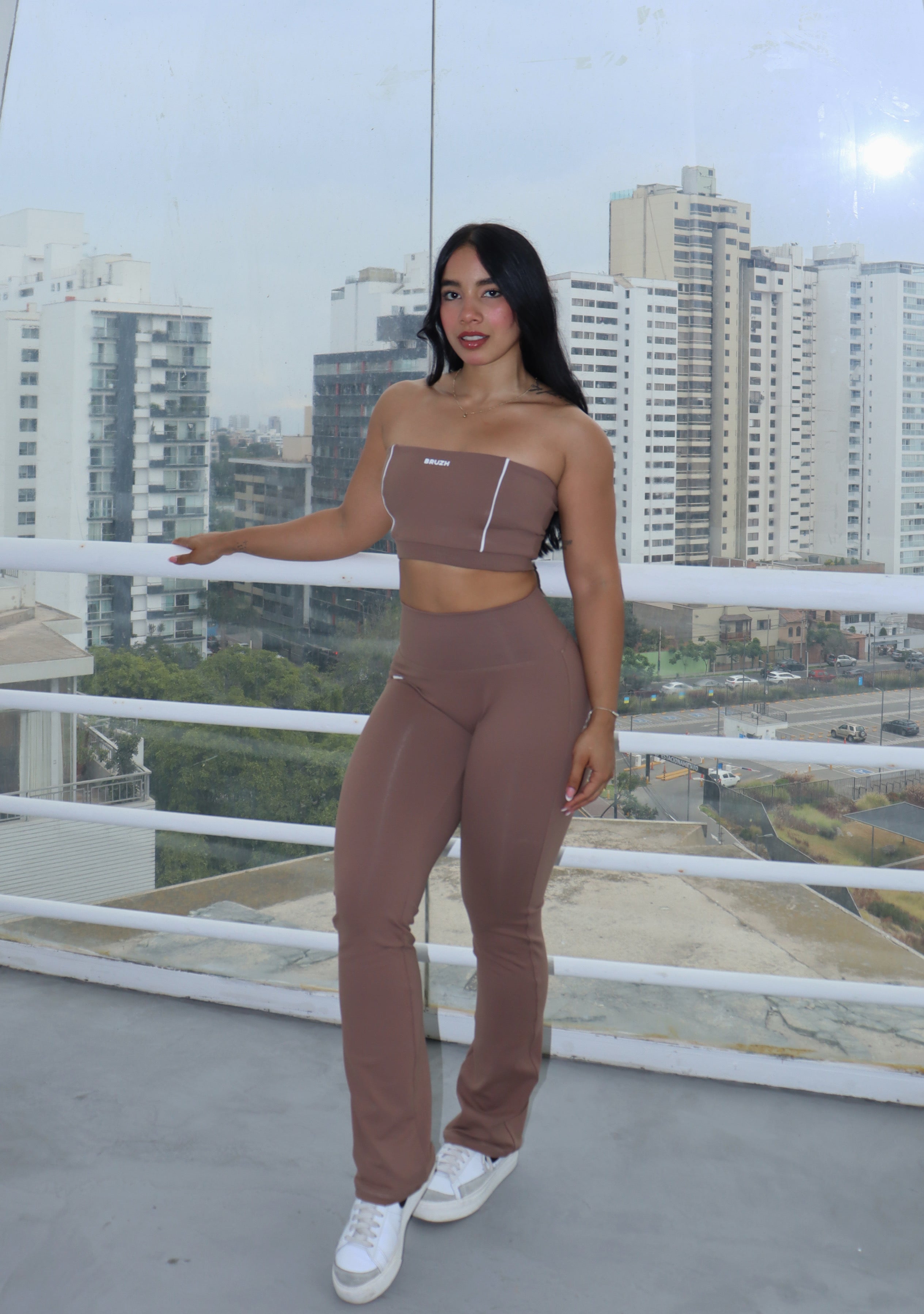 TOFFEE STRAPPLE TOP