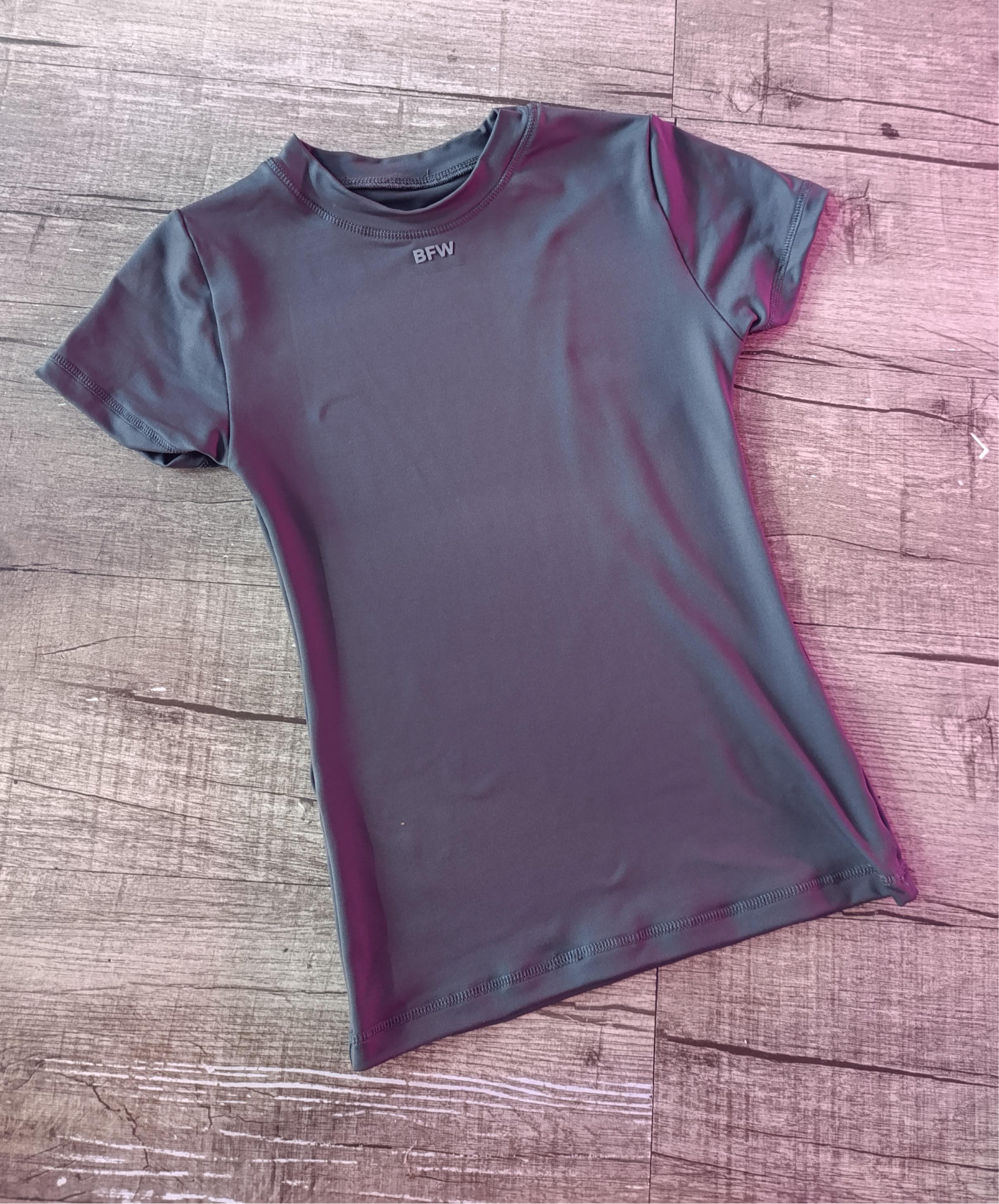 Basic Tshirt graffito