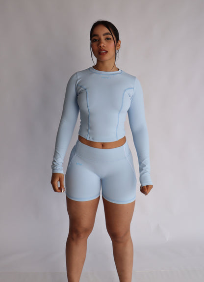 Soft baby blue contrast short