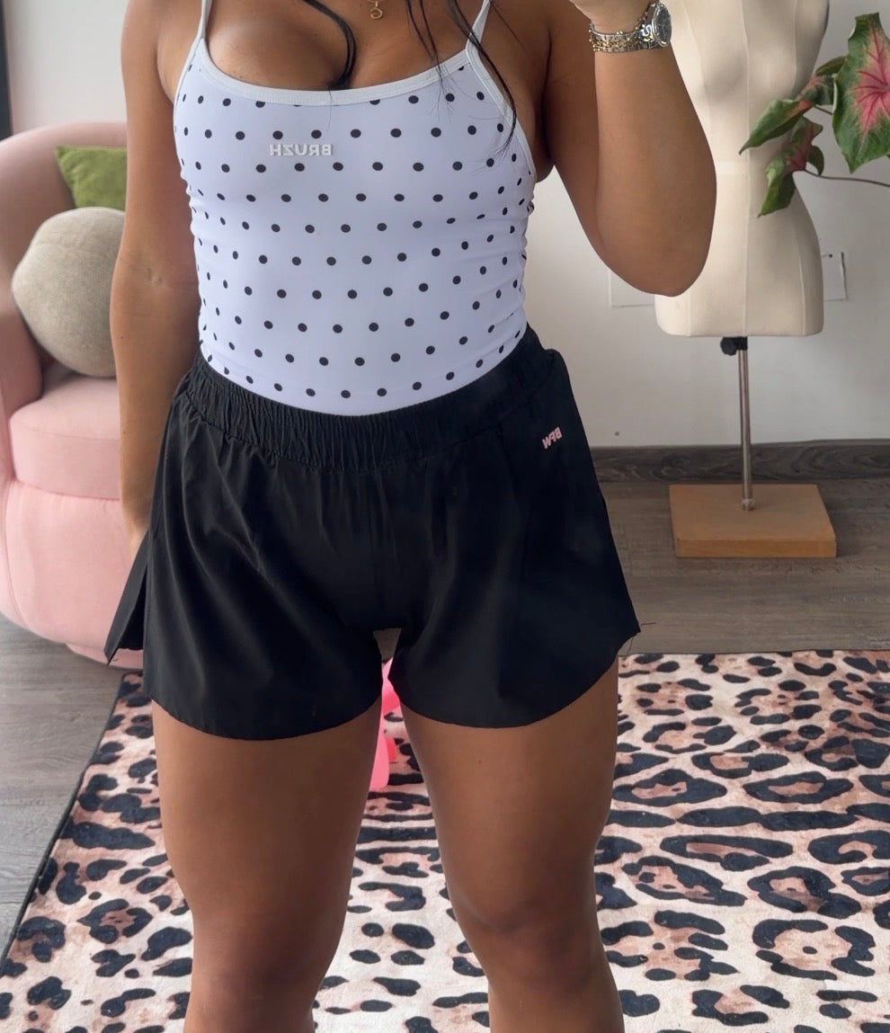 Run shorts black