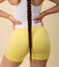 SPORTY SHORT AMARILLO LIMONATTA