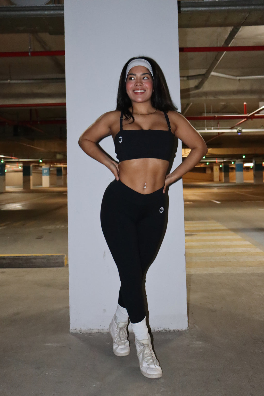 STRONGER STRAIGHT TOP NEGRO